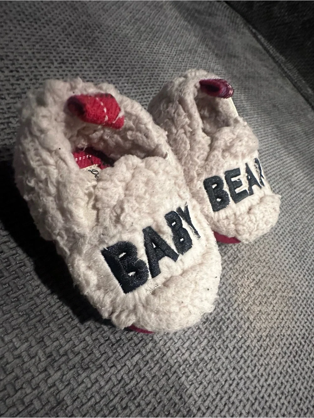 dearfoams Cream Kids 'BEAR' Fuzzy Slip-On Slippers